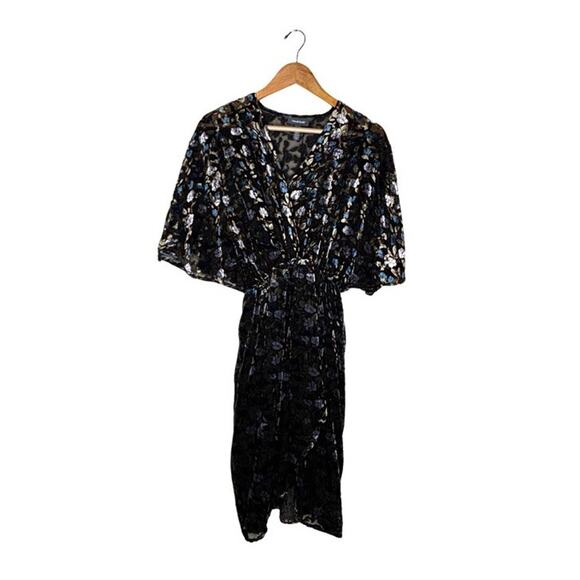 Modcloth Velvet Dress XS Floral Black Faux Wrap Burnout V Neck Knee Length New - Picture 2 of 16
